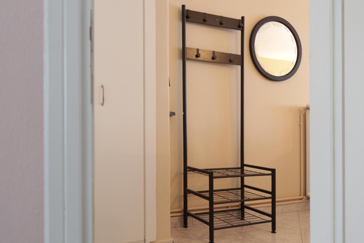 Silene Luxury Apartment Néa Péramos Bagian luar foto