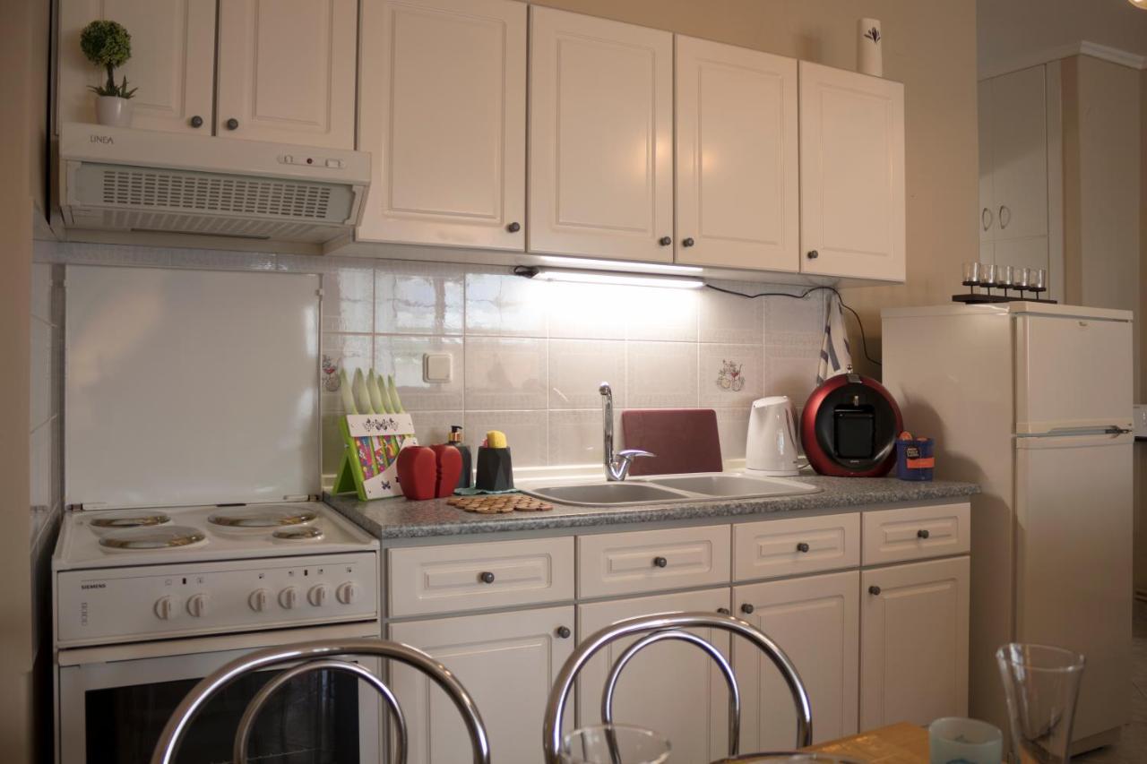 Silene Luxury Apartment Néa Péramos Bagian luar foto