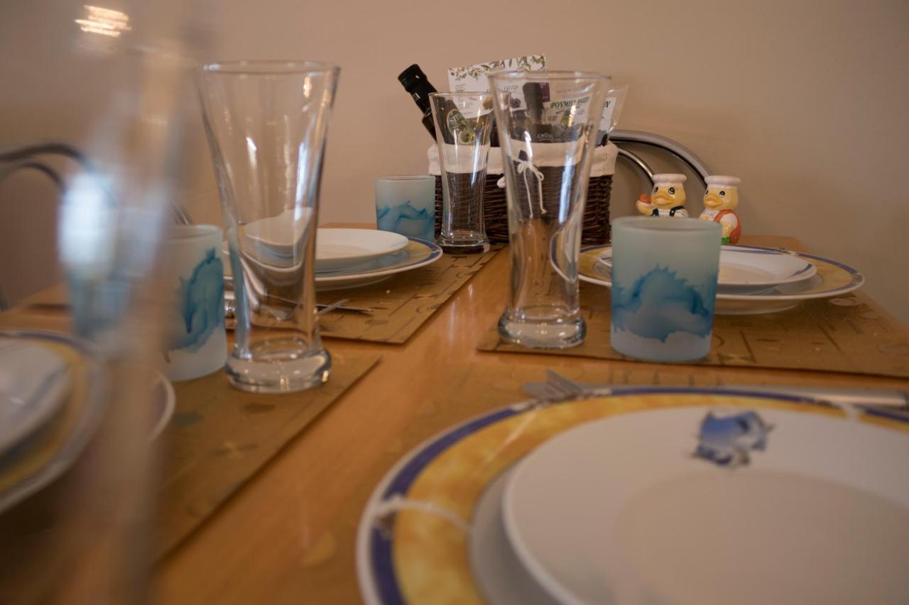 Silene Luxury Apartment Néa Péramos Bagian luar foto